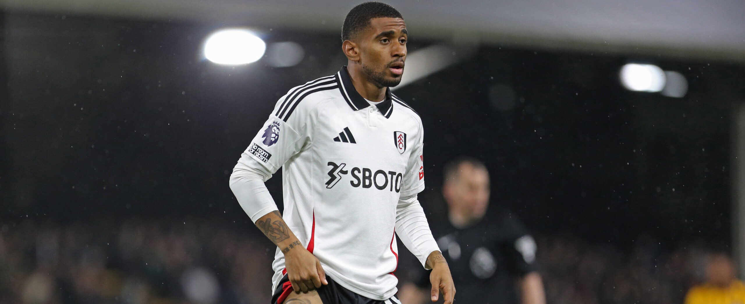 Reiss Nelson in action for Fulham 2025