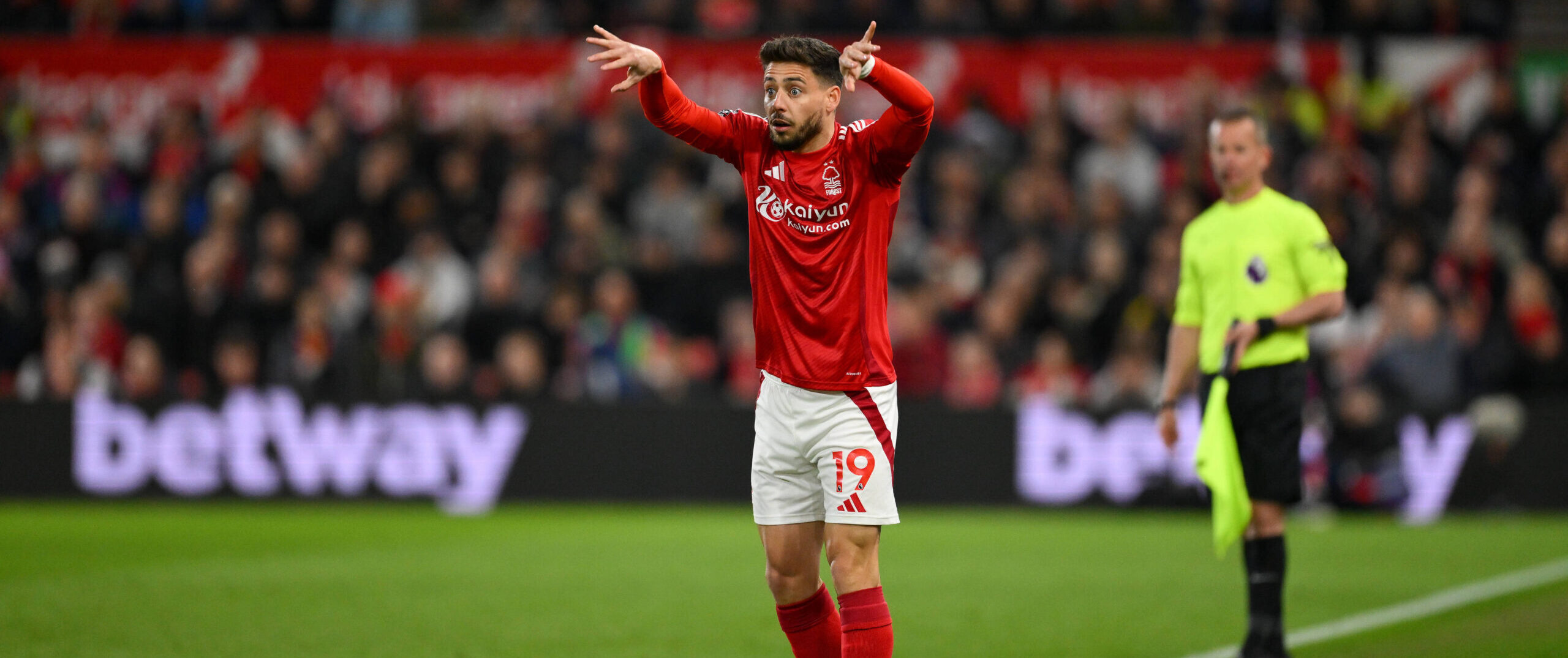 Alex Moreno in action for Nottingham Forest. Joining Girona in 2025