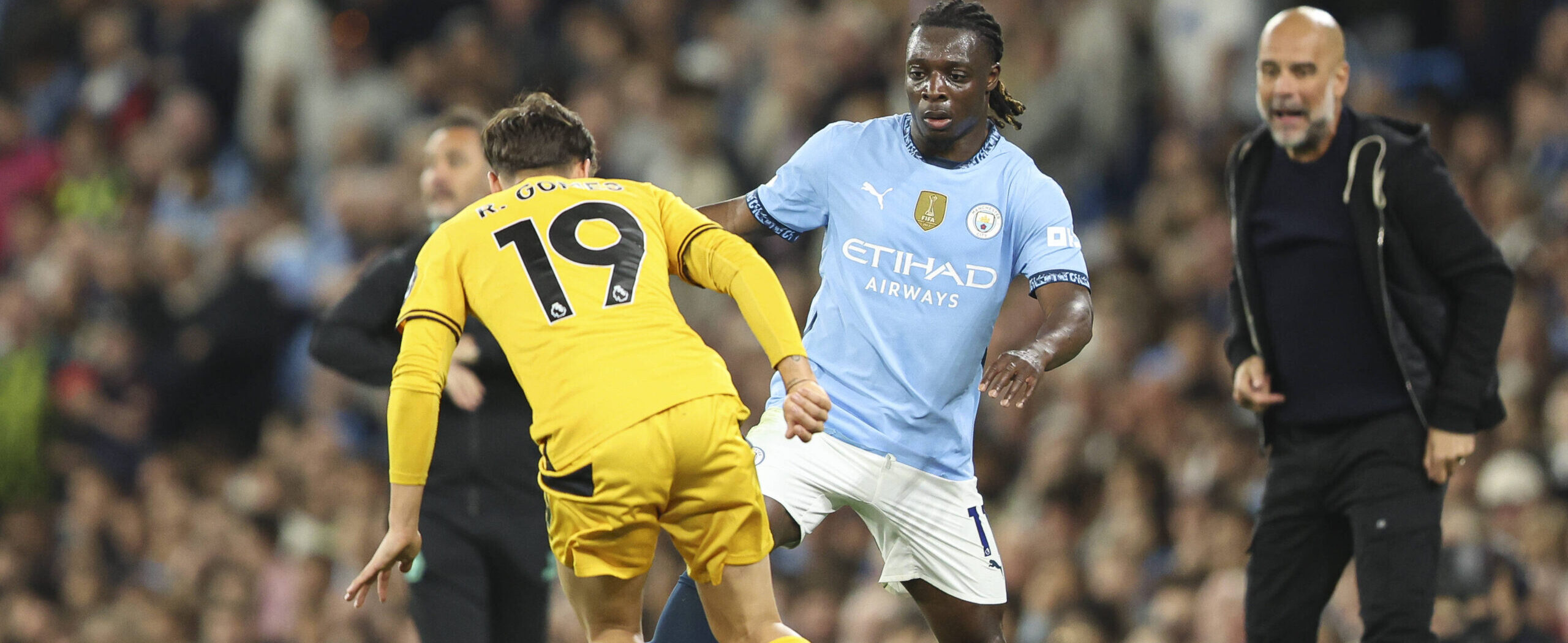 Rodrigo Gomes vs Doku against Manchester City in 2025