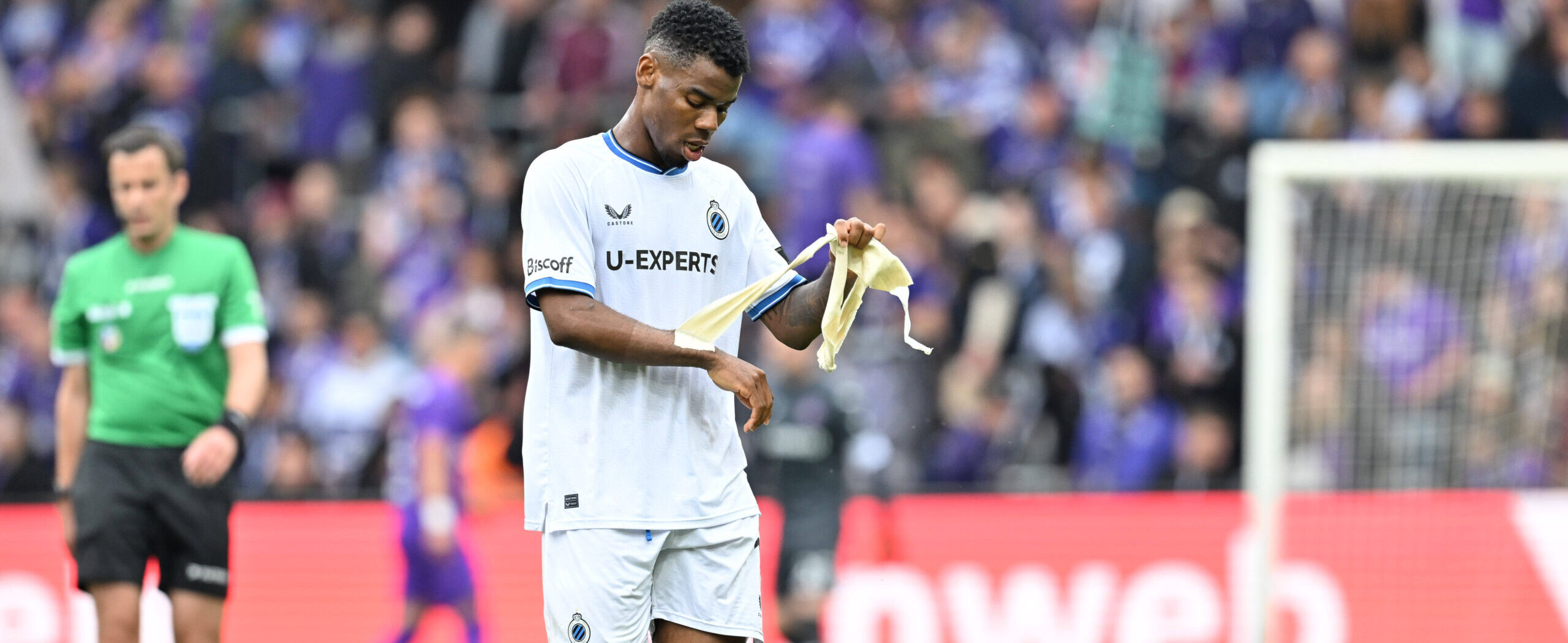 Raphael Onyedika in action for Club Brugge 2025