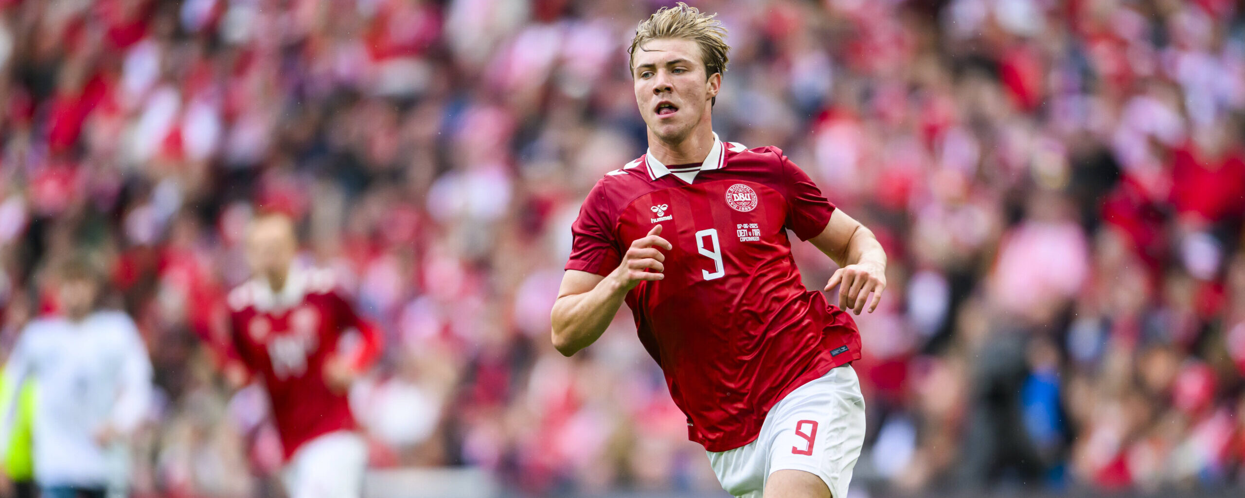 Rasmus Højlund in action in 2025 - wanted by Milan