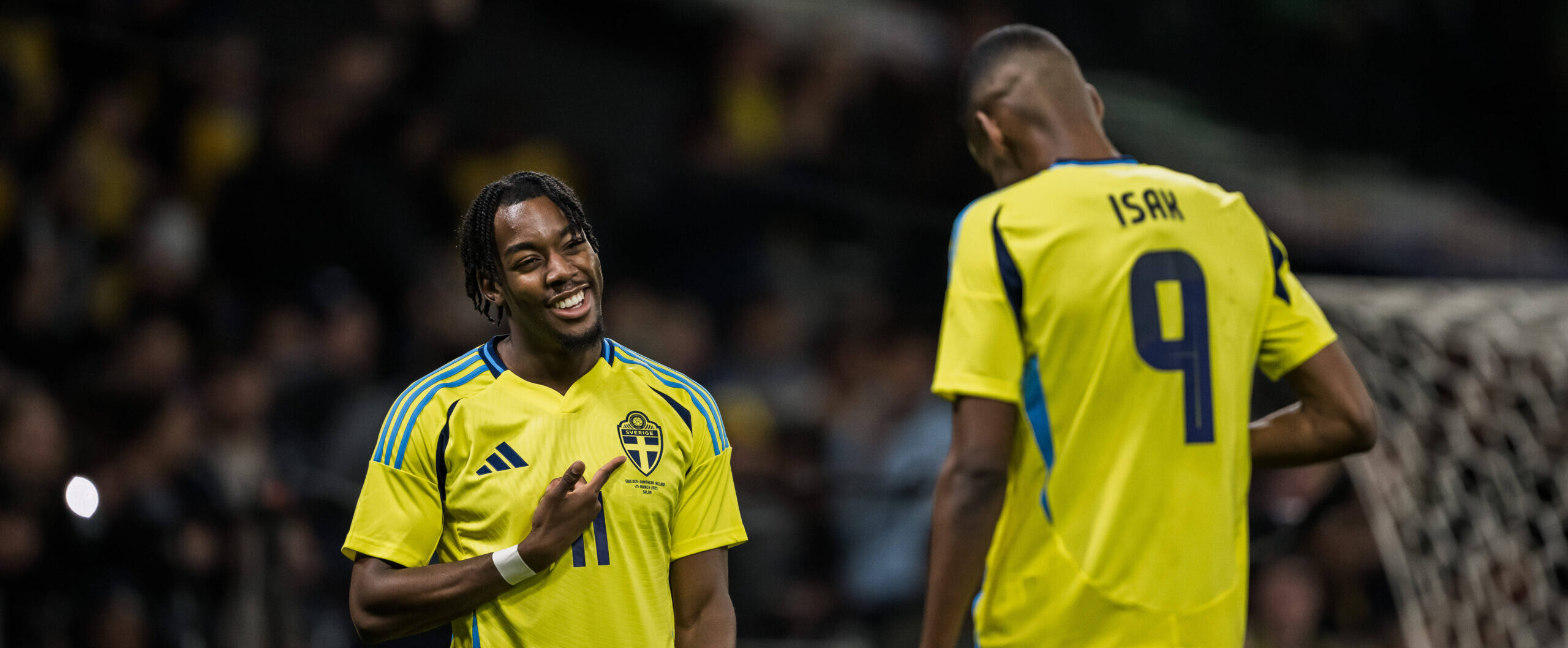 Anthony Elanga and Alexander Isak in action for Sweden in 2025