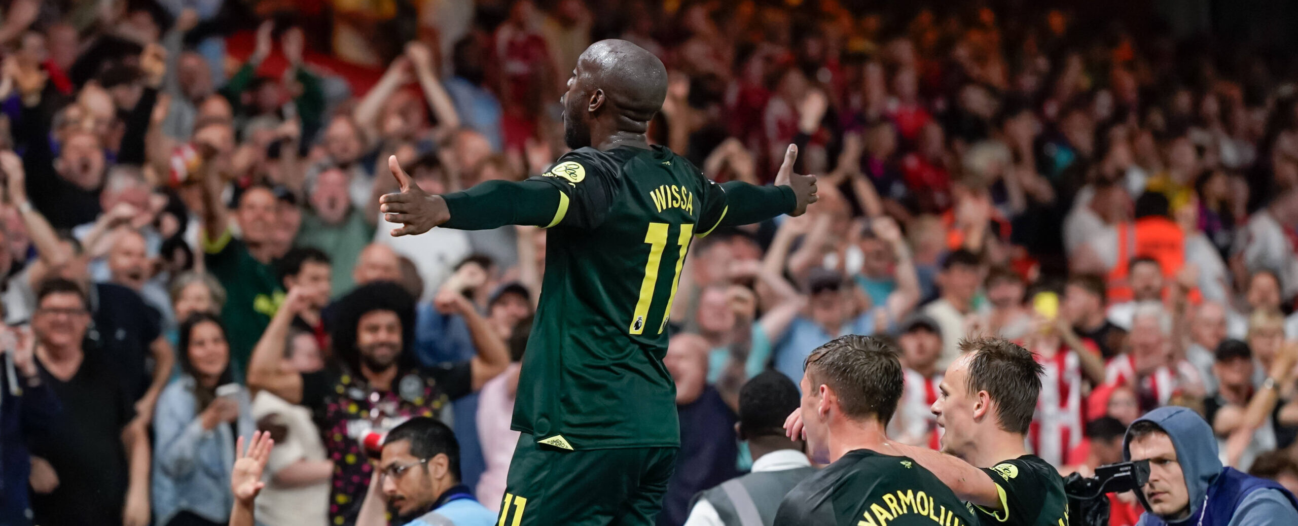 Yoane Wissa celebrating his goal for Brentford in 2025