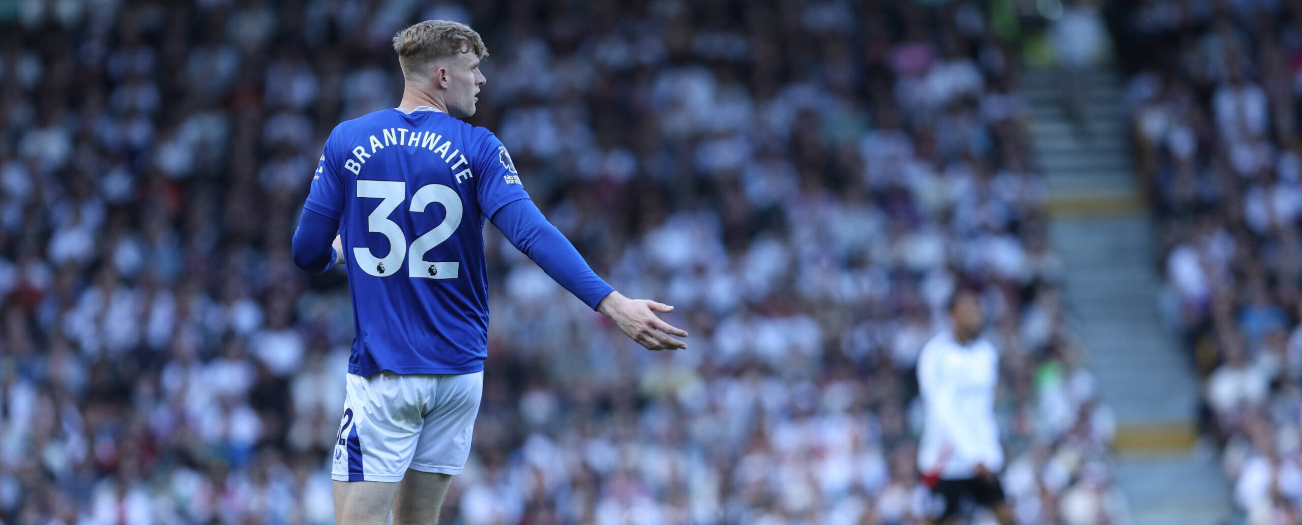 Jarrad Branthwaite in action for Everton 2025