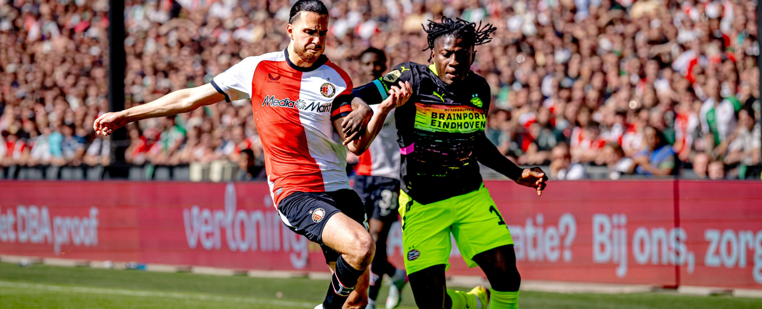Bakayoko in action for PSV in 2025 against Feyenoord