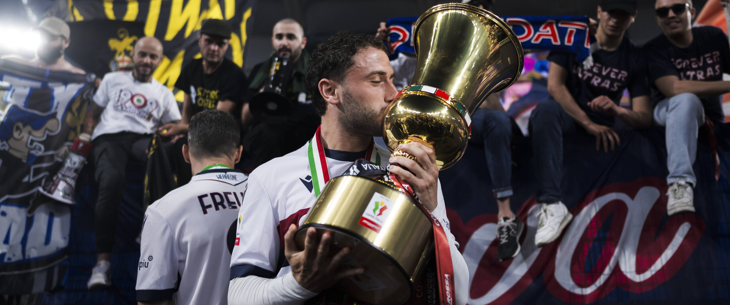 Davide Calabria lifting the Trophy in 2025 for Bologna