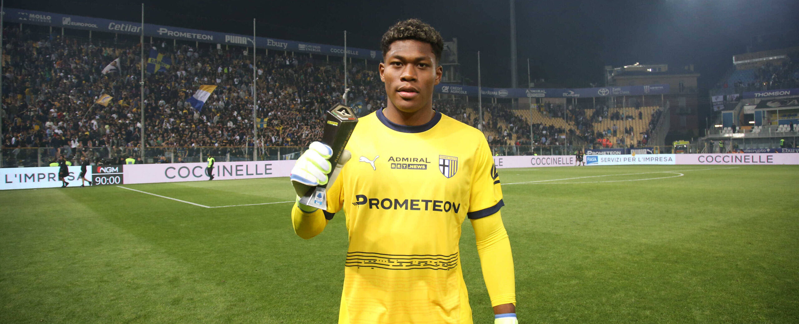 Zion Suzuki winning the man of the match for Parma in 2025