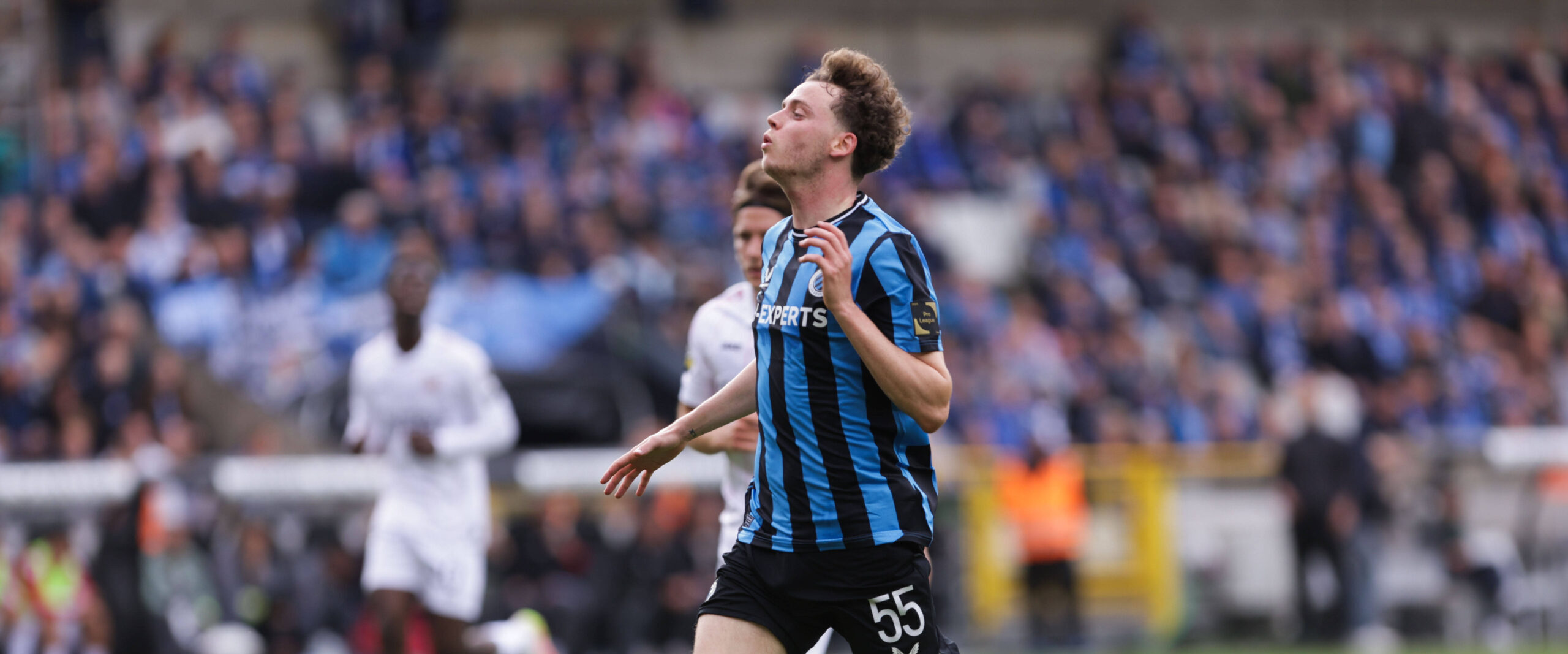 Maxim De Cuyper in action for Club Brugge in 2025