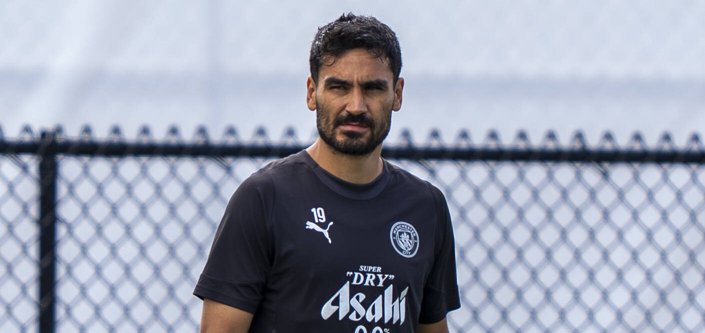 Ilkay Gündogan in action training for Manchester City in 2025