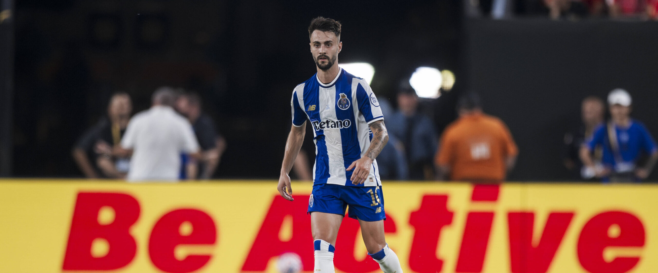 Fabio Vieira in action for Porto in 2025