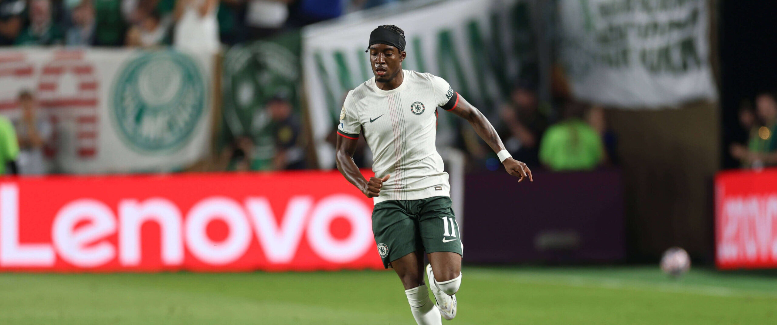 Noni Madueke in action for Chelsea in 2025 at the Club World Cup