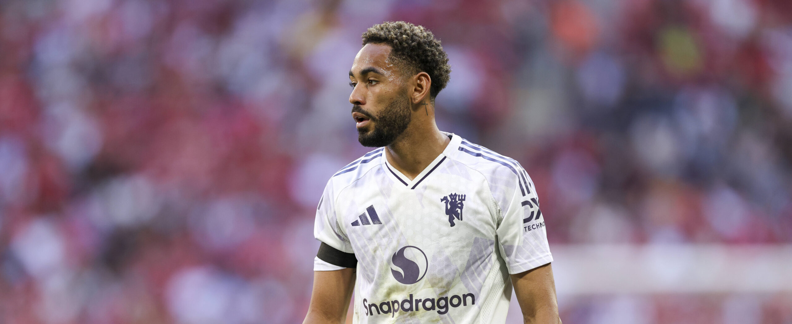 Matheus Cunha against Leeds United in his first Manchester United match