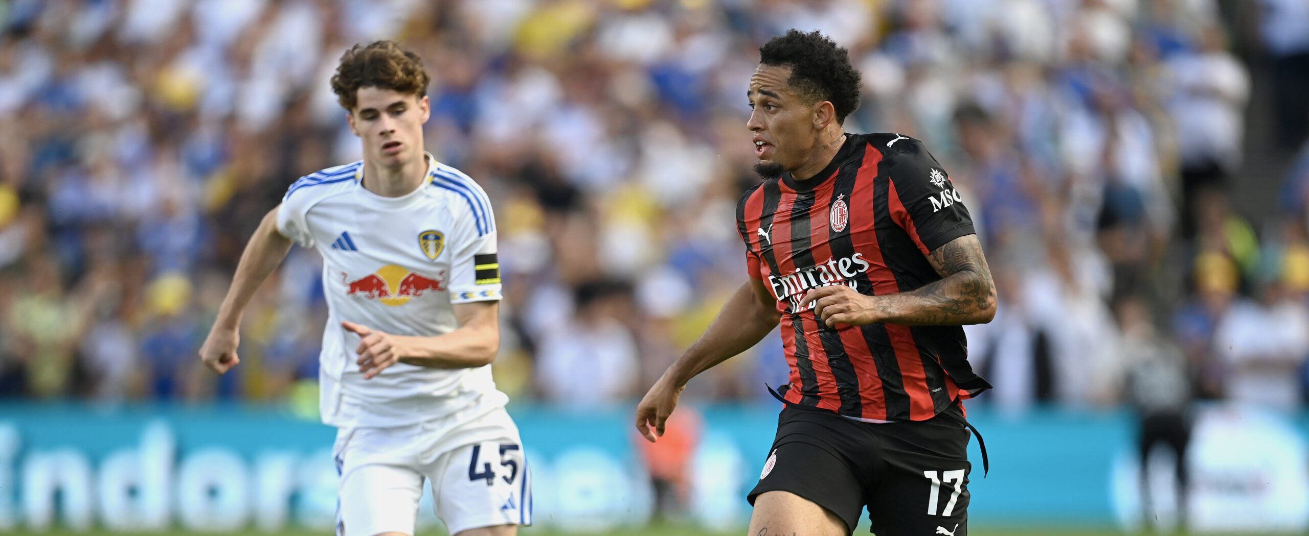 Noah Okofar in action for Milan in pre-season friendly 2025 against Leeds united
