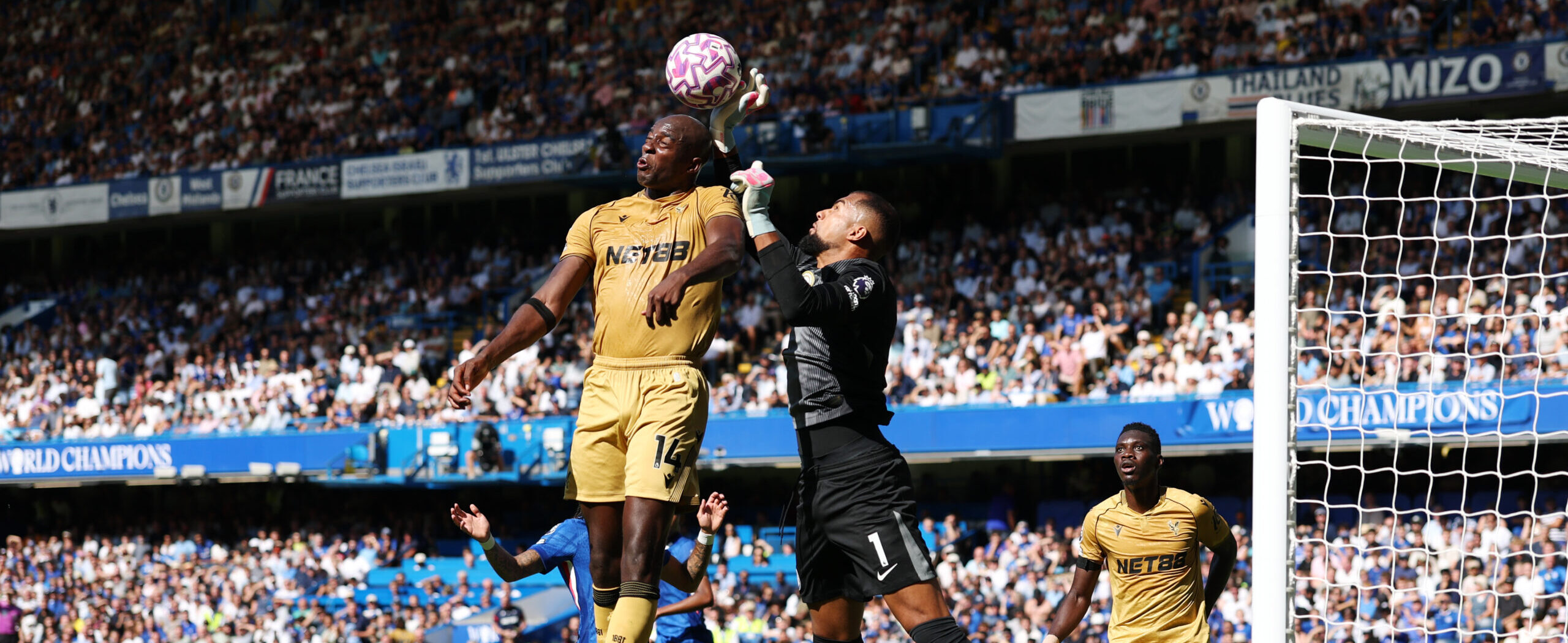 Robert Sanchez vs Crystal Palace in 2025 premier League game