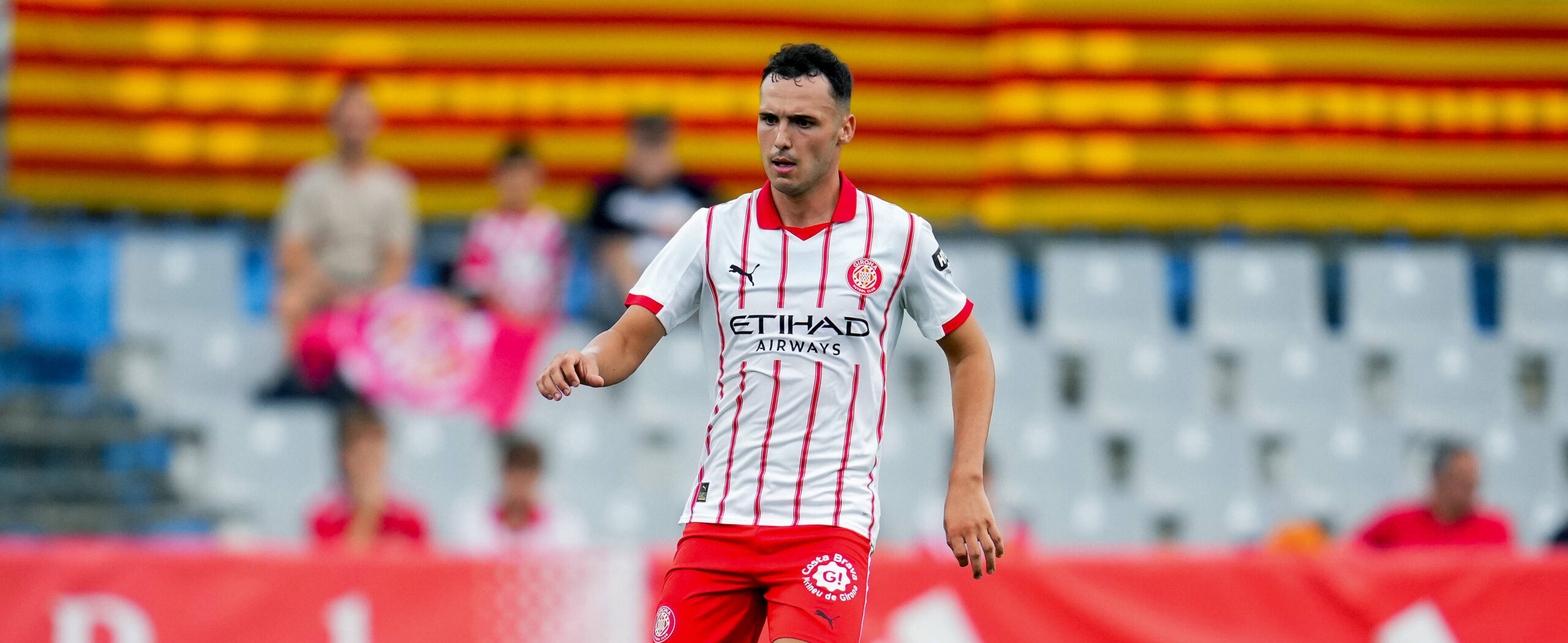 Arnau Martinez in action for Girona - on his way to Crystal Palace in 2025