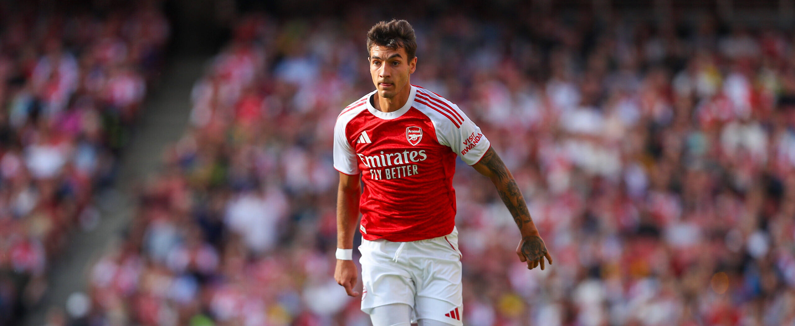 Jakub Kiwior in action for Arsenal in 2025 pre-season friendly. Wants to leave Arsenal