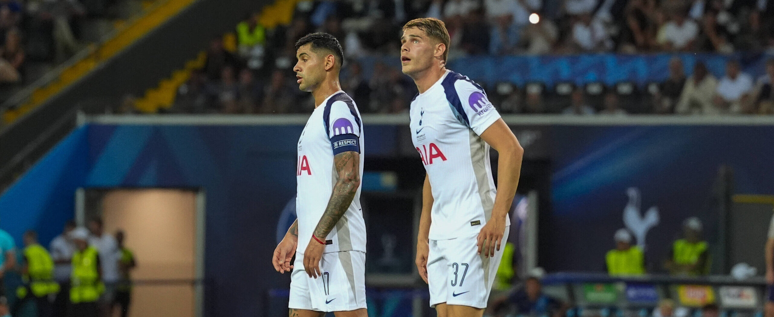 Cristian Romero and Micky van de Ven in action together in 2025