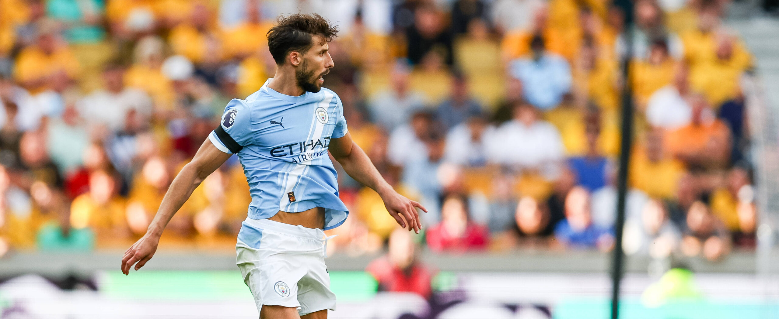 Ruben Dias in action for Manchester City in 2025 premier league game against Wolves