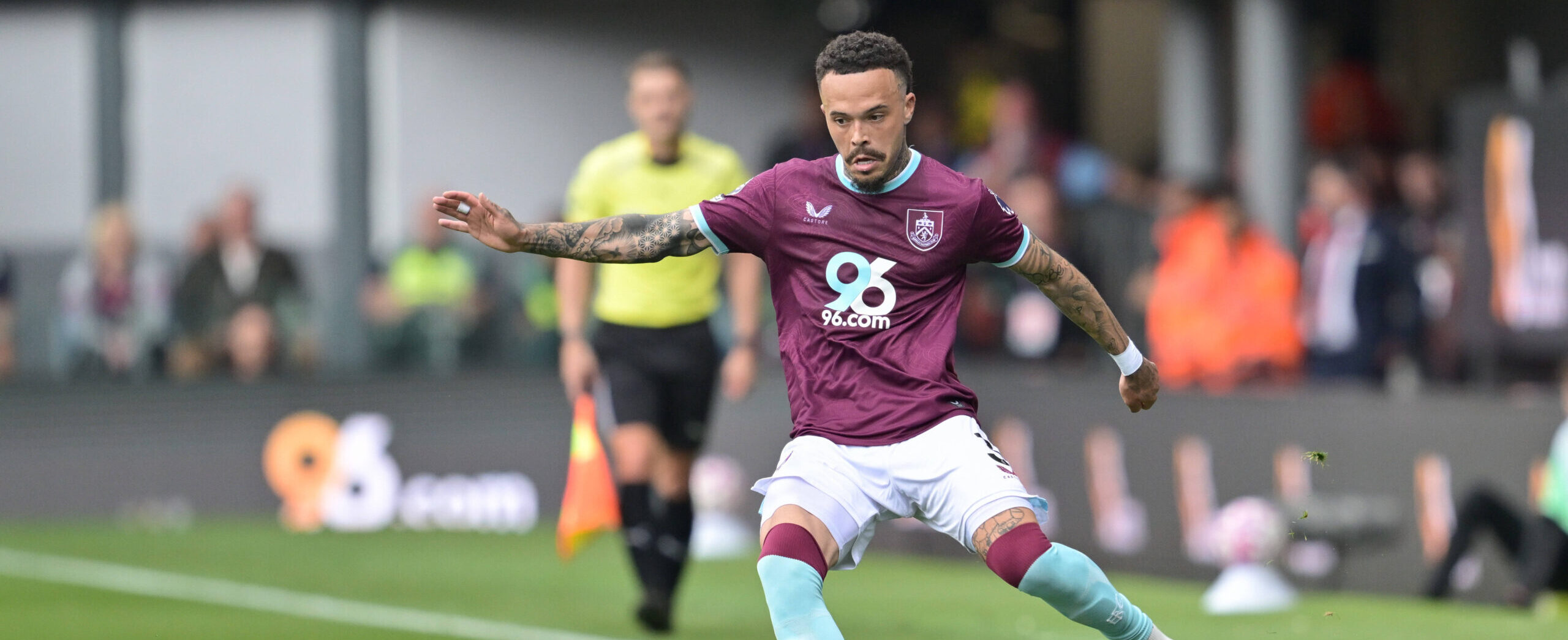 Hartman in action for Burnley in 2025