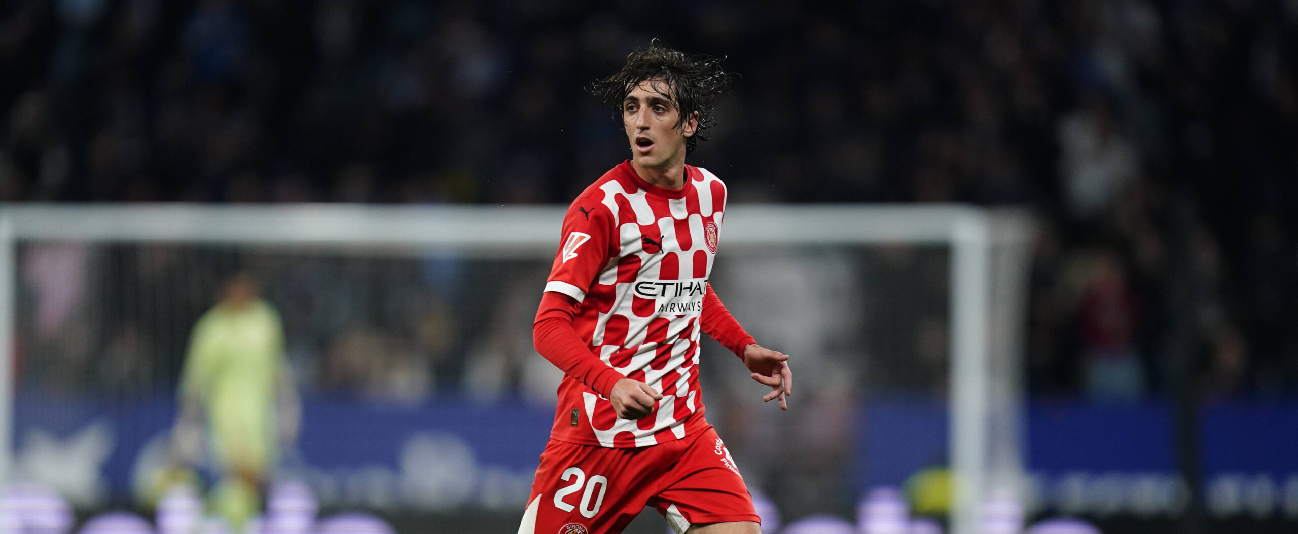 Bryan GIl in action for Girona in 2025