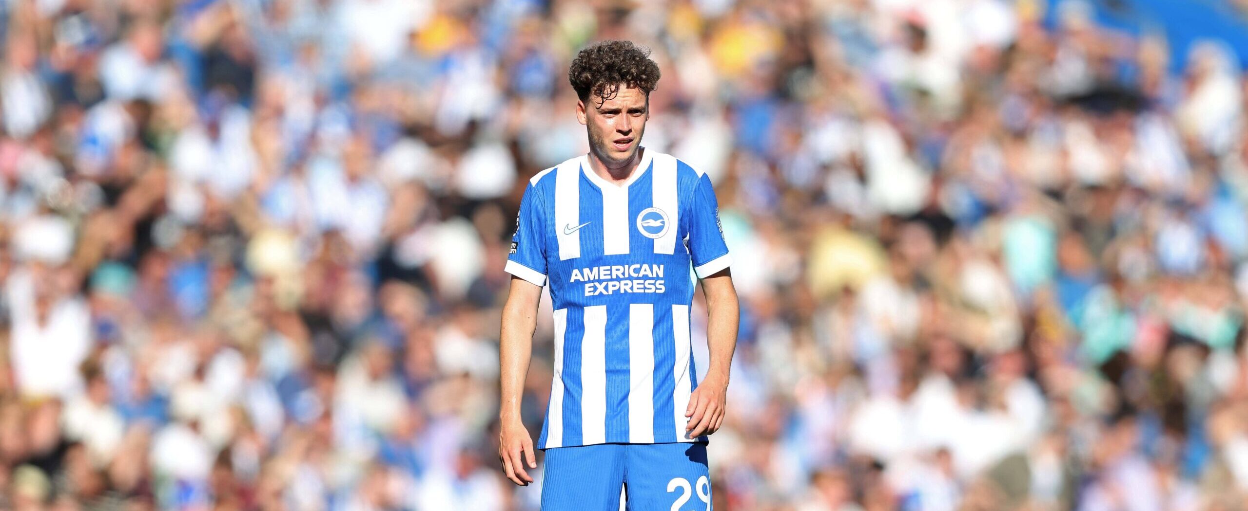 De Cuyper in action for Brighton in 2025 Premier League season