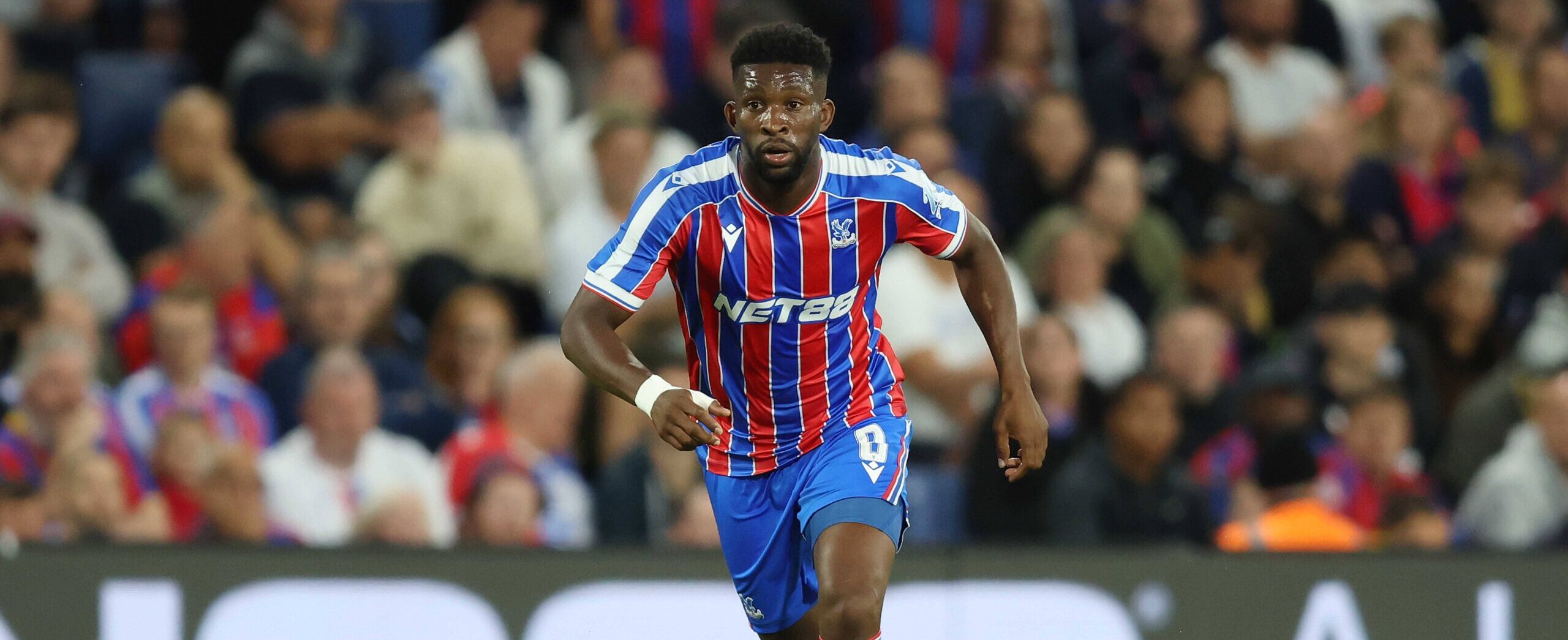 Jefferson Lerma in action for Crystal Palace in 2025