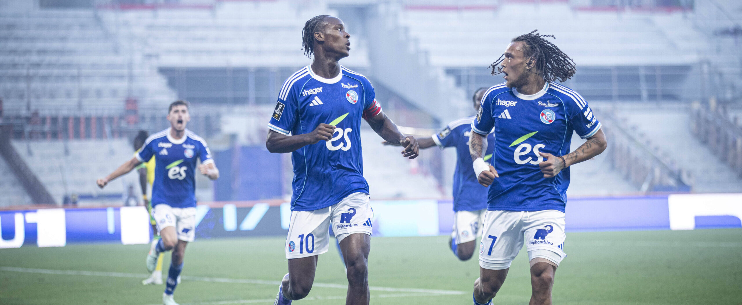 Emanuel Emegha in action for Strasbourg in 2025