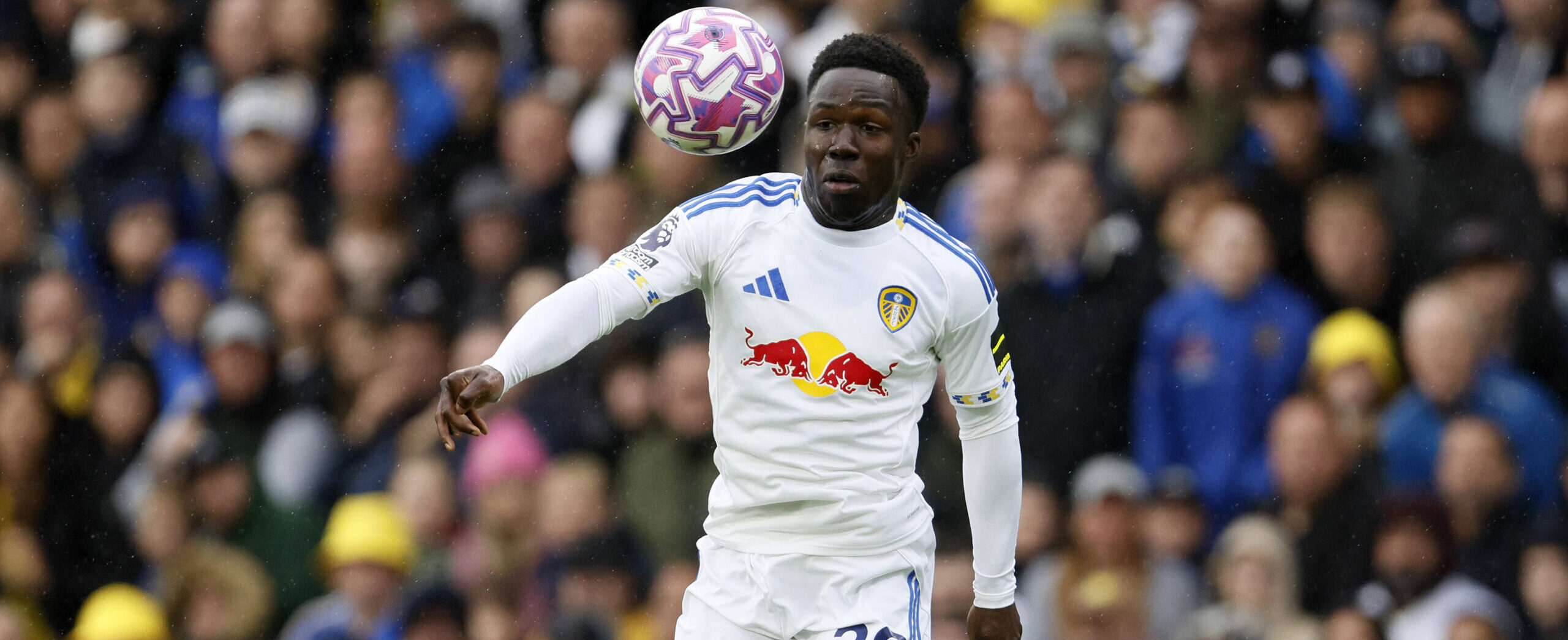 Gnonto in action in the Premier League for Leeds United in 2025