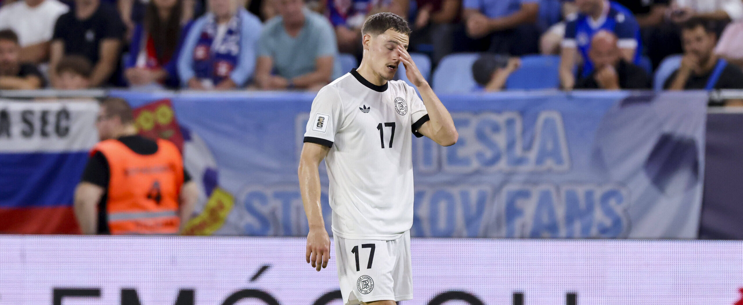 Florian Wirtz in action for Germany in 2025/26 season