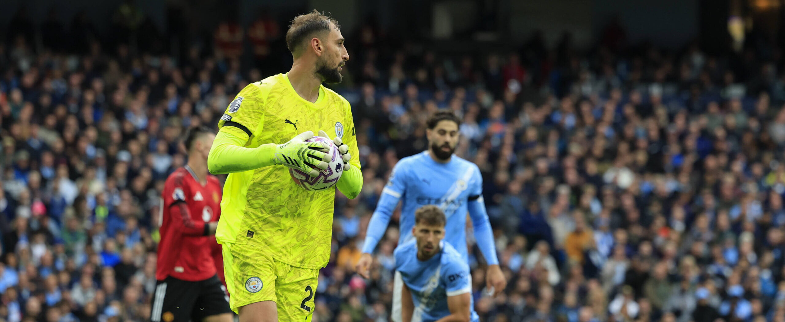 Donnarumma debut for Manchester City in 2025 against Manchester United