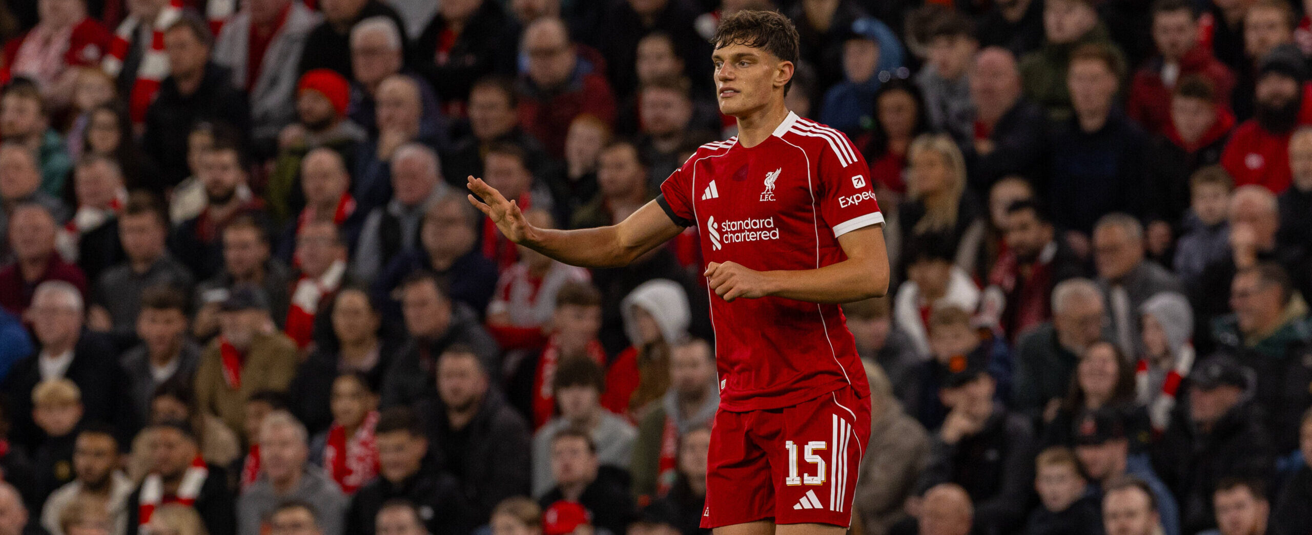 Giovanni Leoni injury and in action for Liverpool in 2025