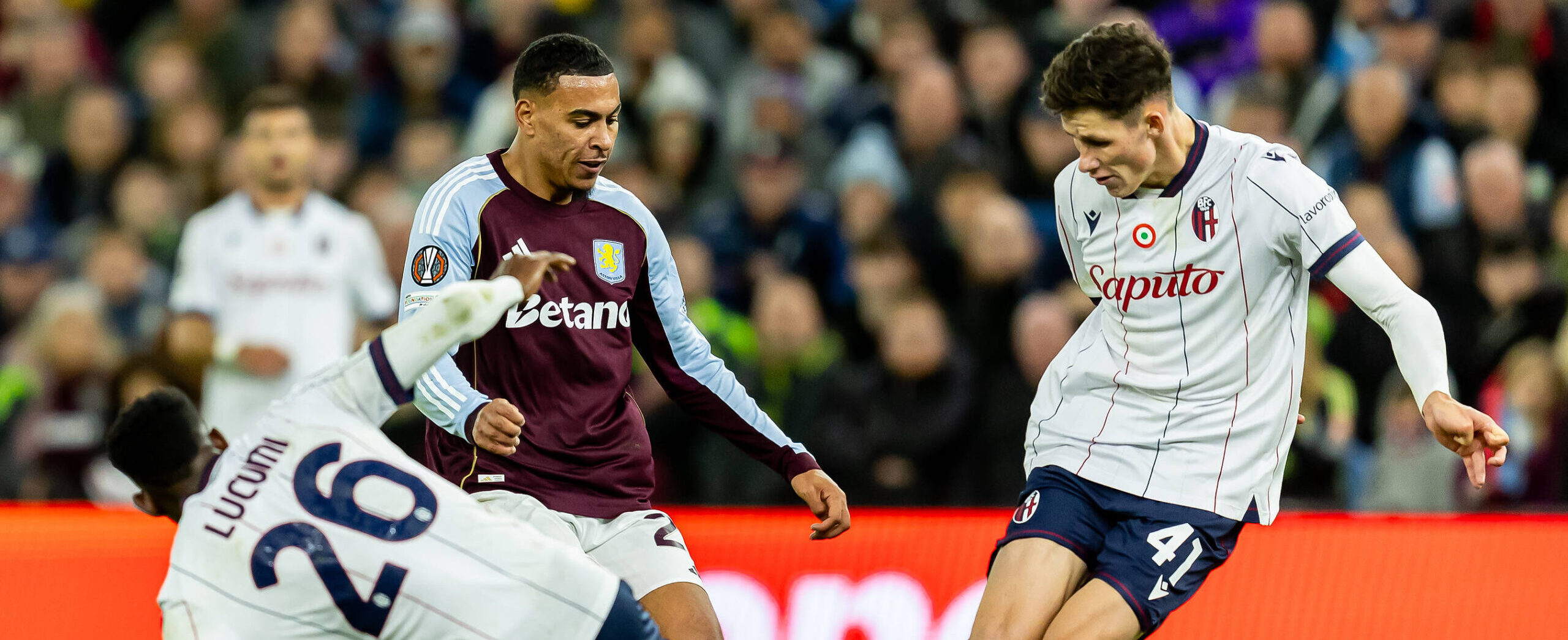 Morgan Rogers in action for Aston Villa in 2025