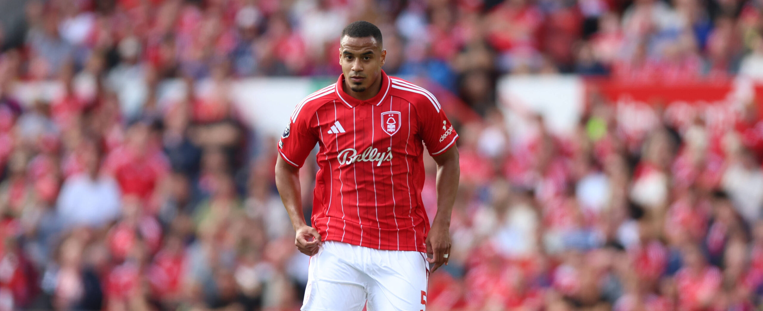 Murillo in action for Nottingham Forest in 2025 Premier League