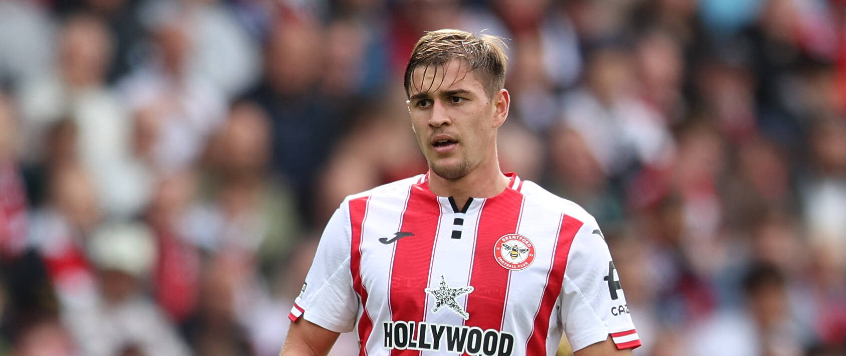 Yehor Yarmolyuk in action for Brentford in 2025 Premier League