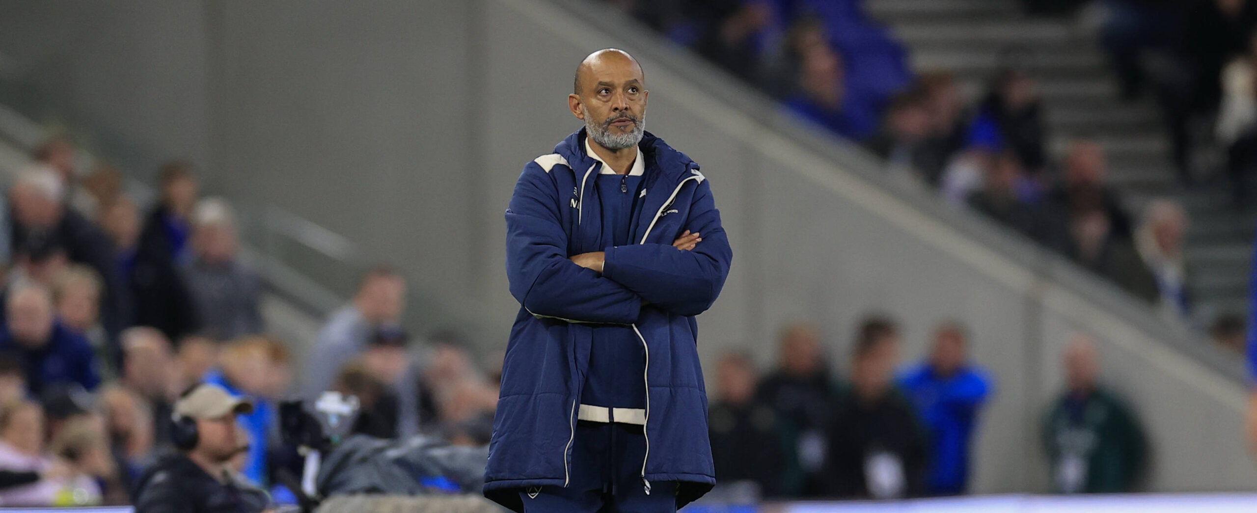 Nuno Espirito Santo in action for West Ham United in 2025