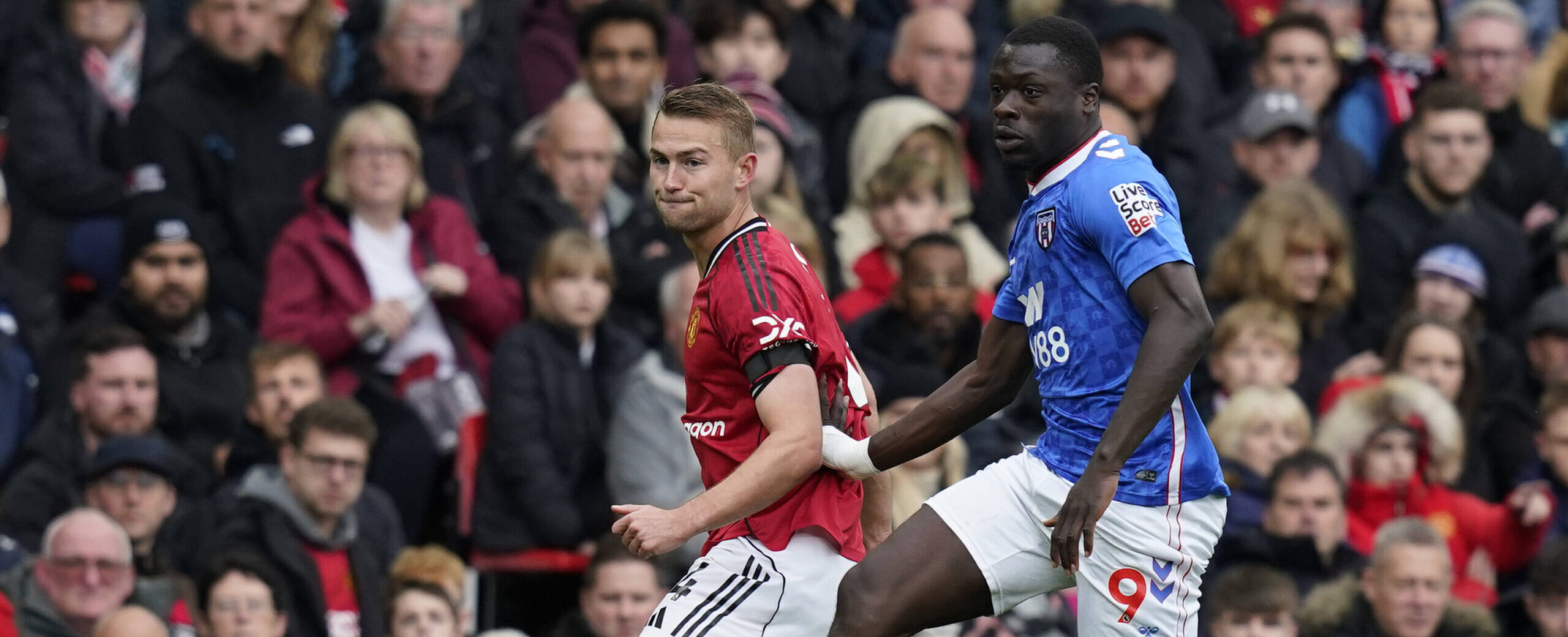 Brian Brobbey physical in 2025 for Sunderland