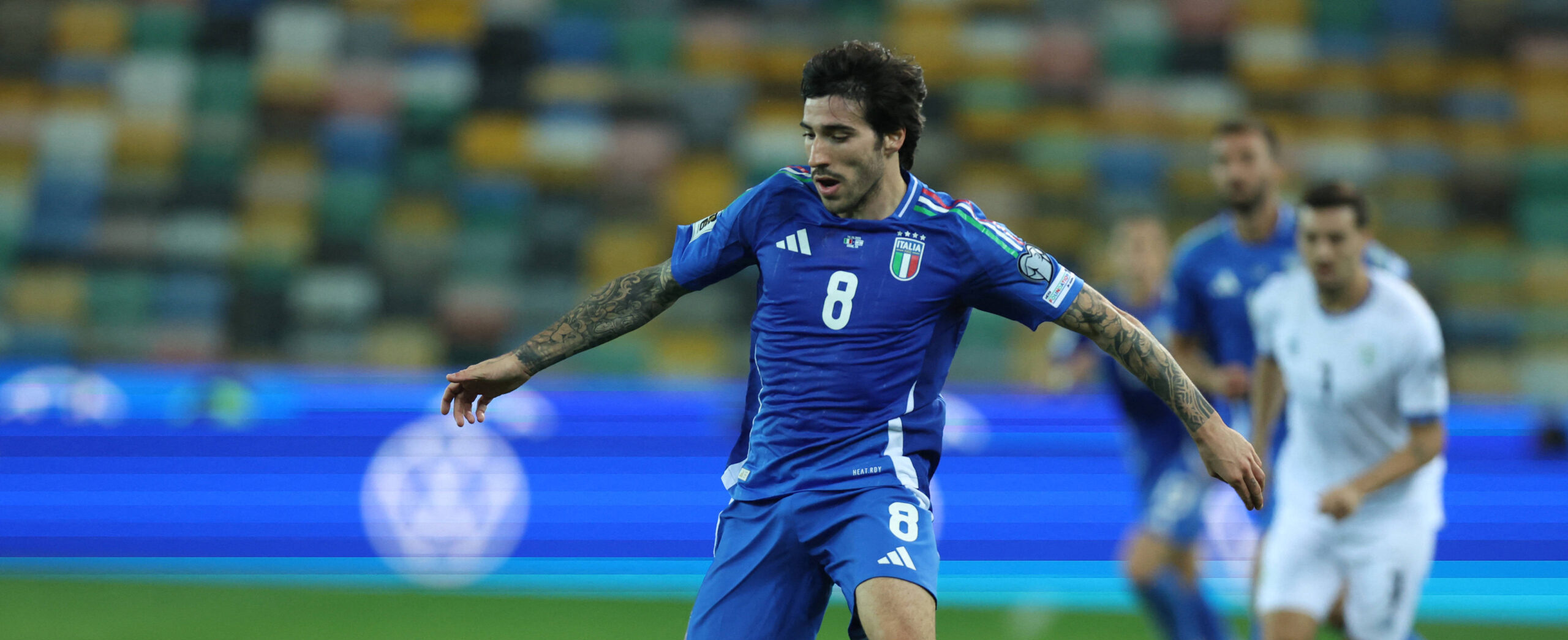 Sandro Tonali in action for Italy in 2025