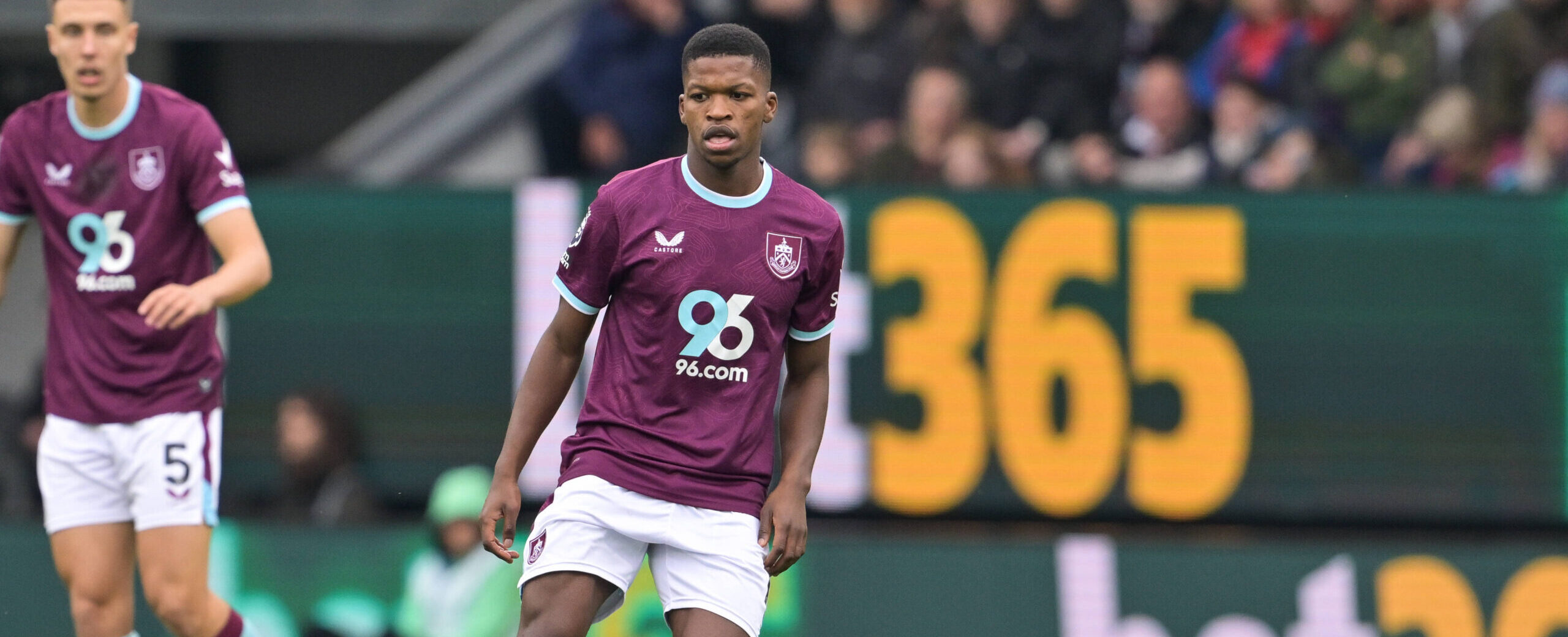 Florentino Luis in action for Burnley in 2025