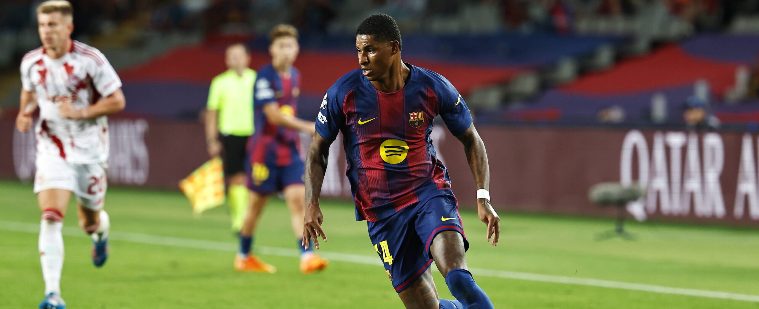 Marcus Rashford in action for Barcelona in 2025