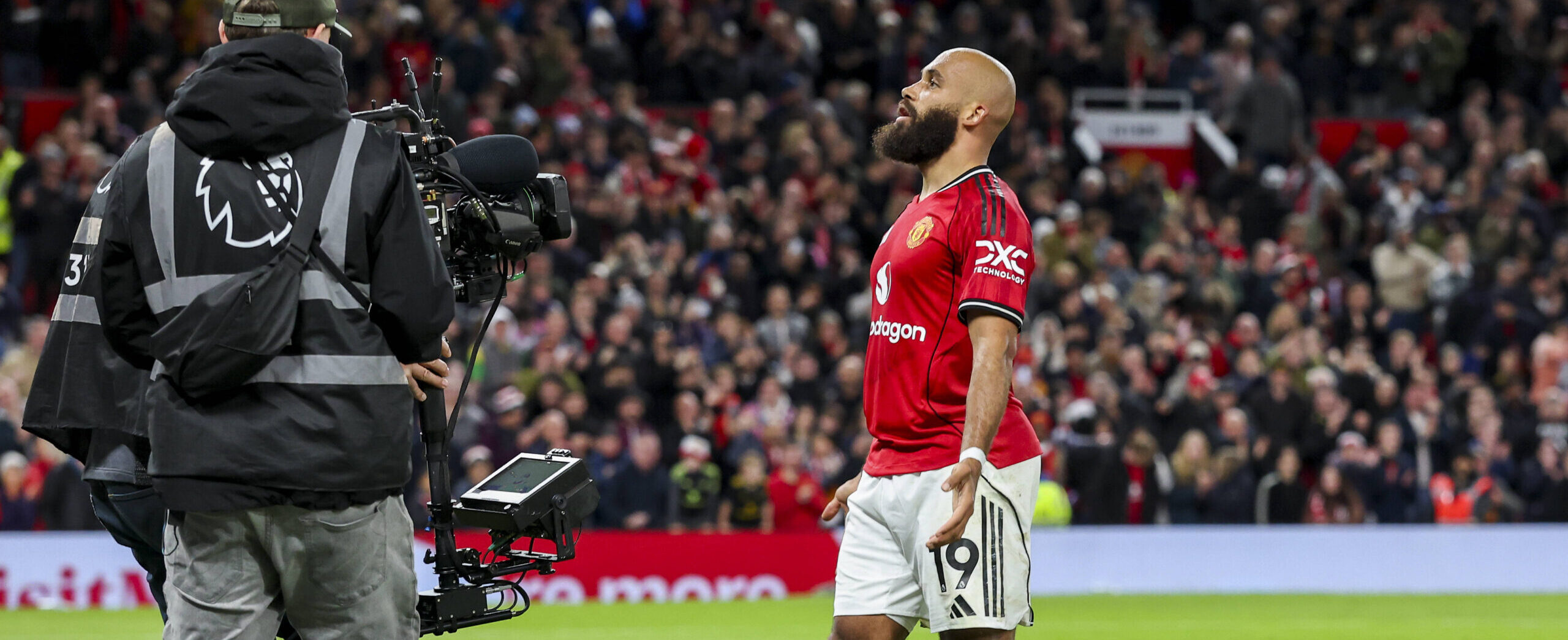 Bryan Mbeumo in action for Manchester United in 2025