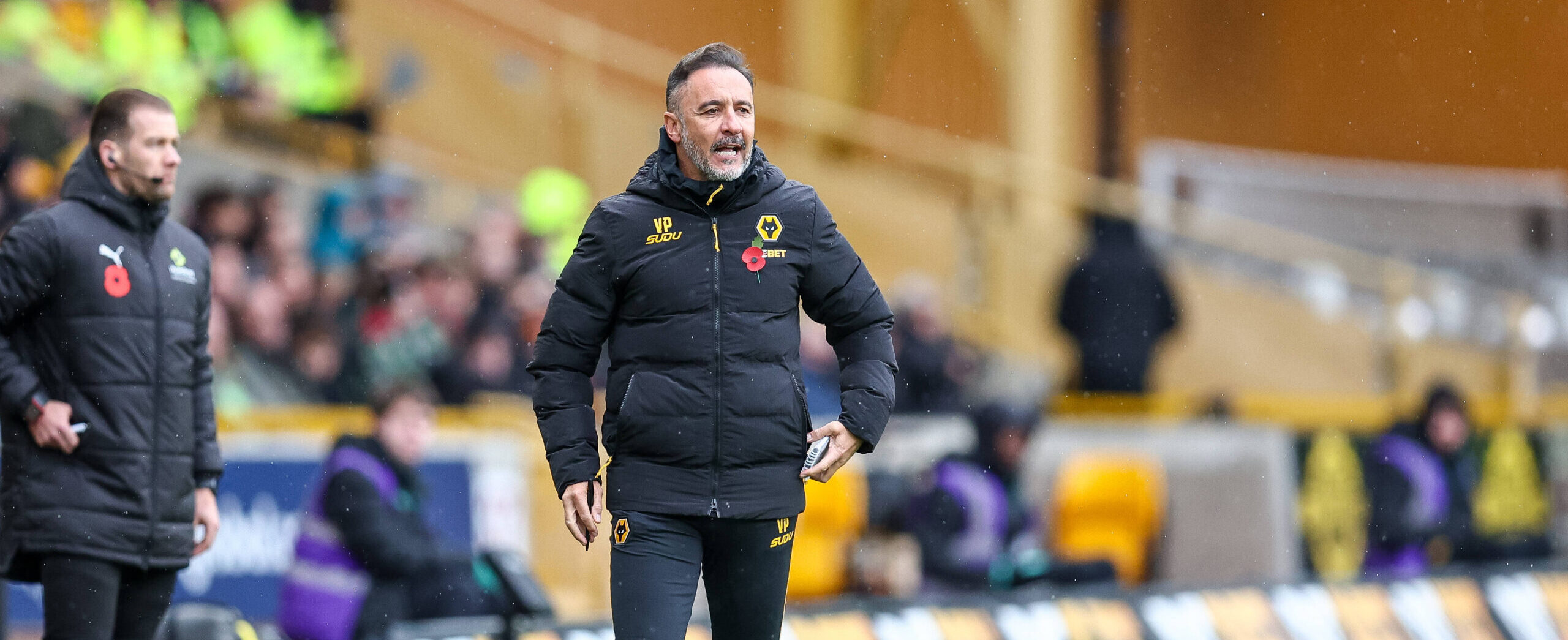 Vitor Pereira in action for Wolves in 2025 against Burnley