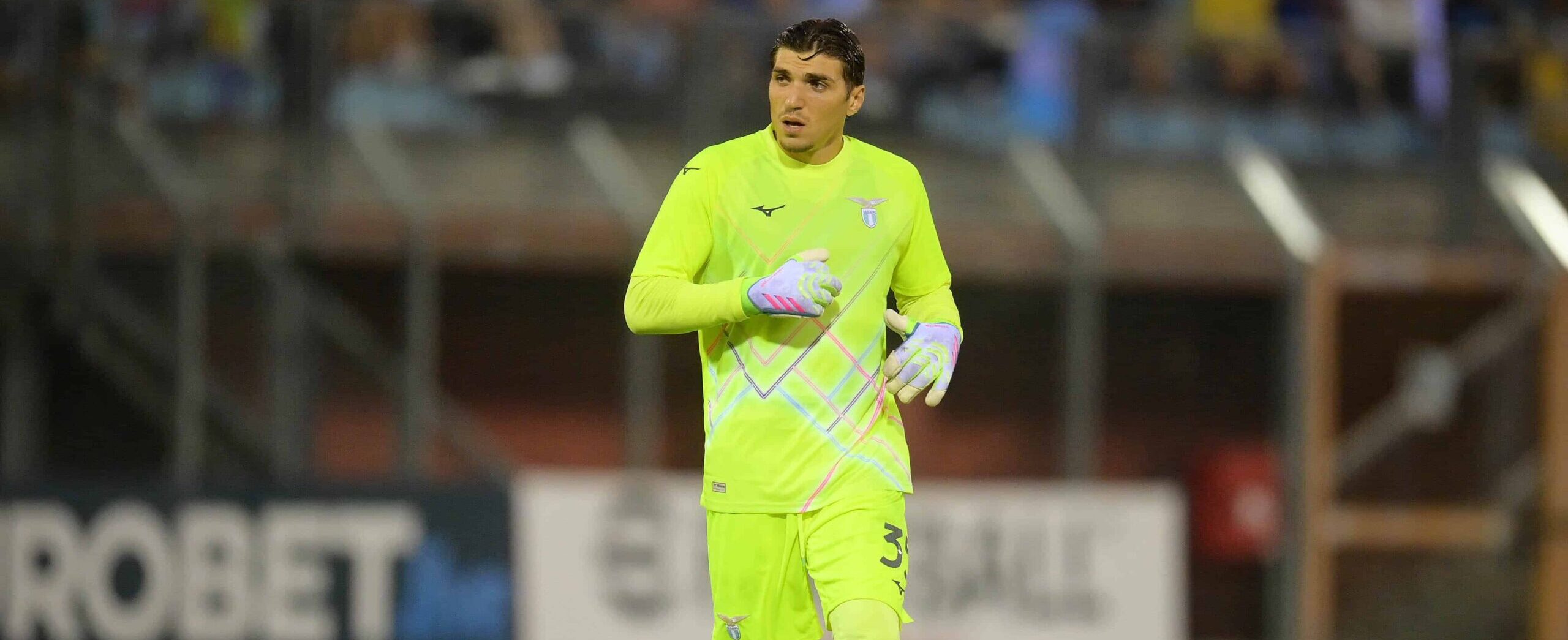 Christos Mandas in action for Latino in 2025