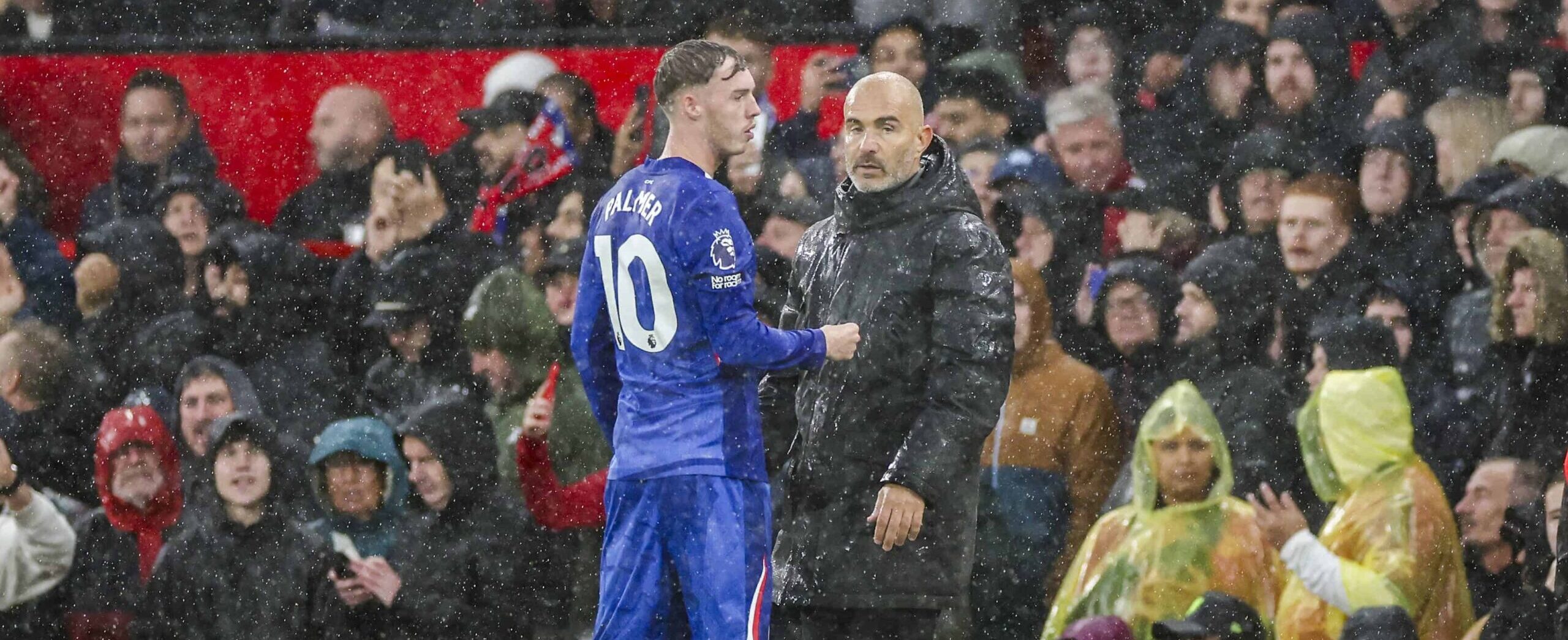 Cole Palmer injured against Manchester United in 2025