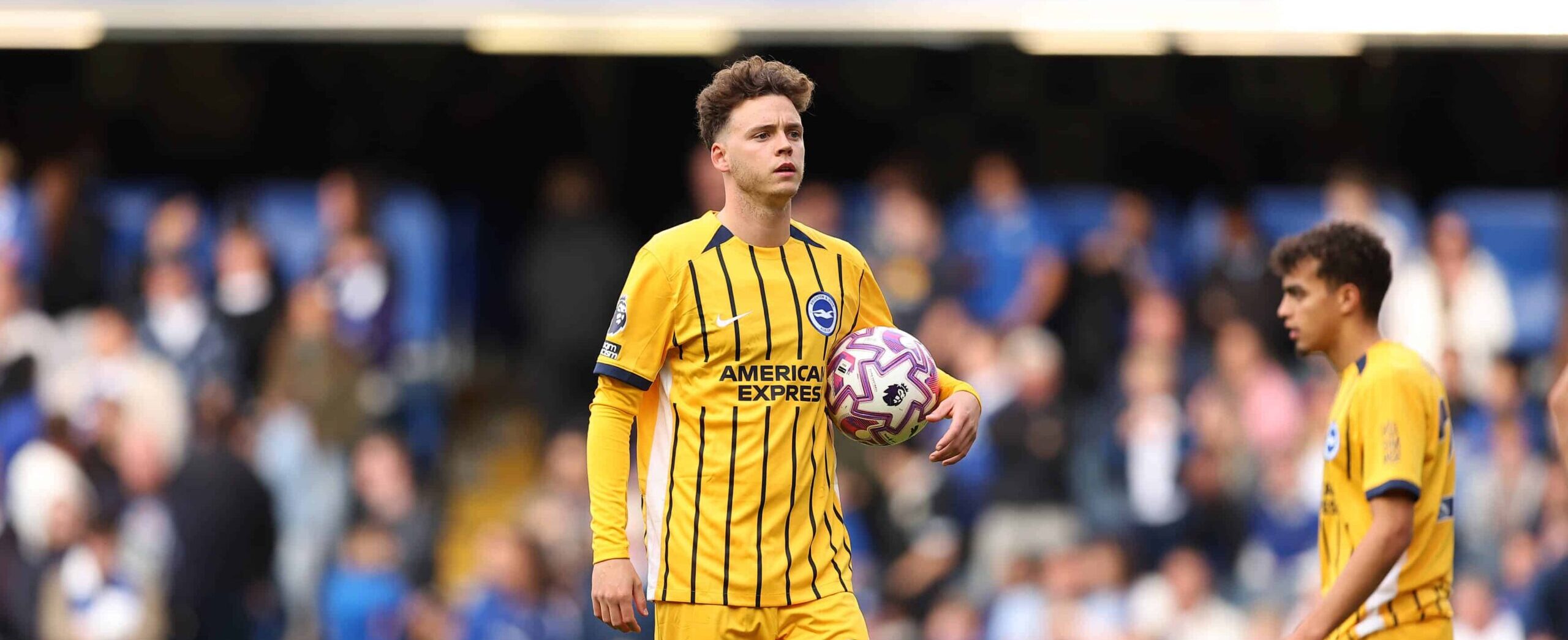 Maxim De Cuyper in action for Brighton in 2025.