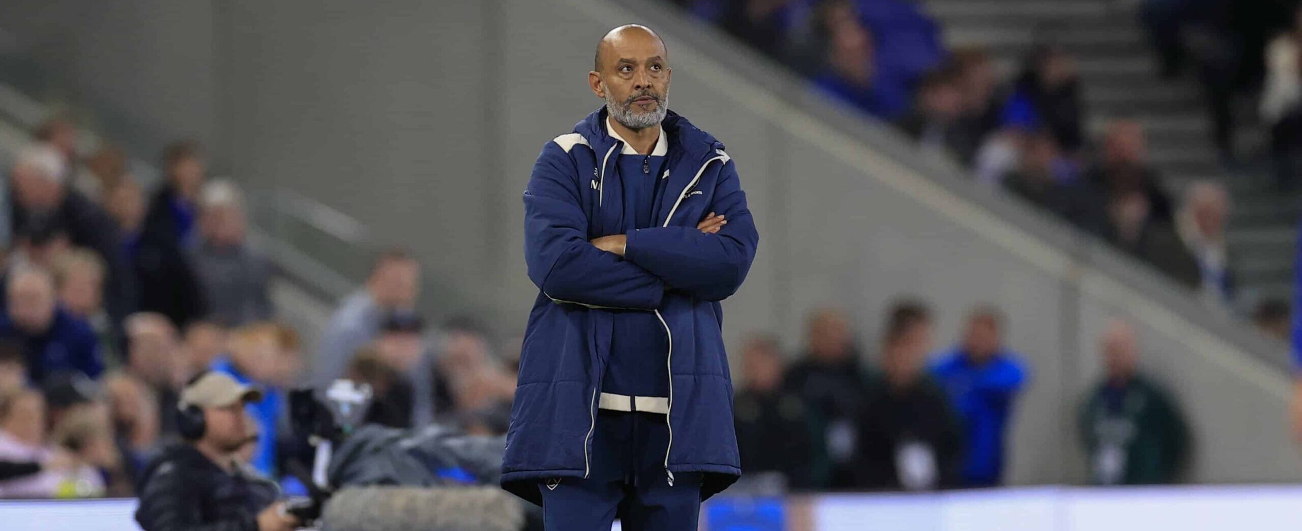 Nuno Espirito Santo in action for West Ham United in 2025