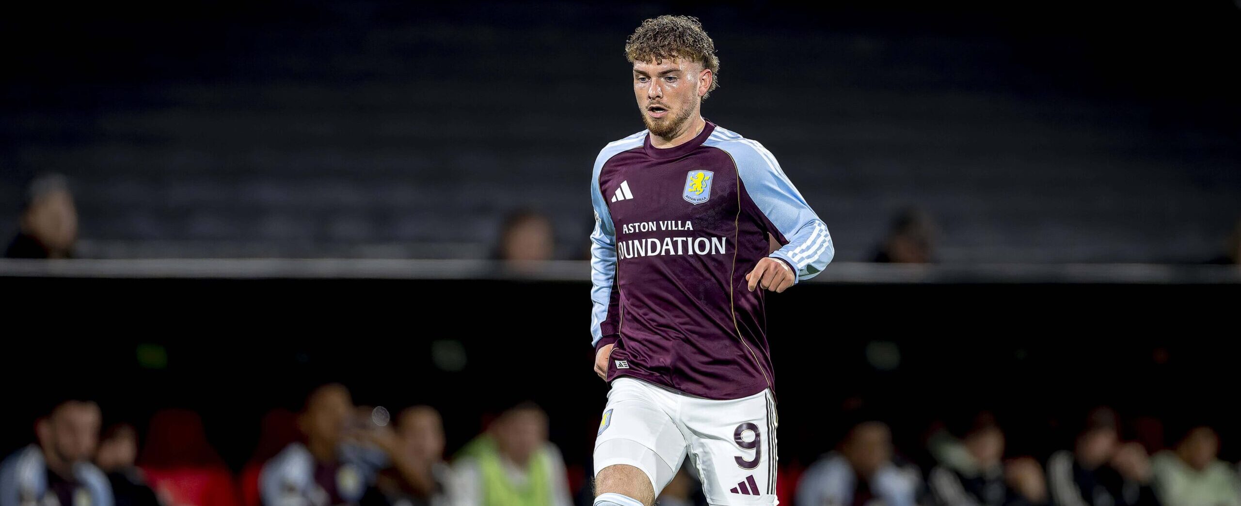 Harvey Elliot in action for Aston Villa in 2025