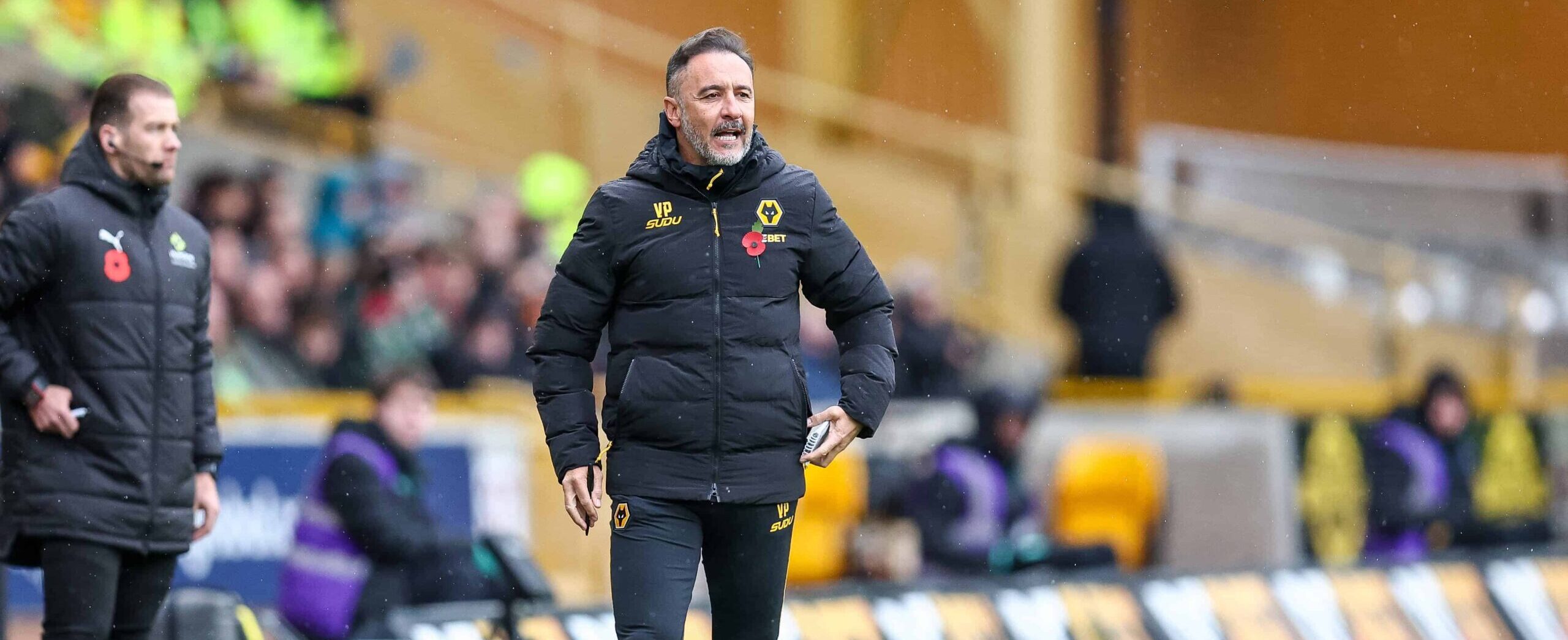 Vitor Pereira in action for Wolves in 2025 against Burnley