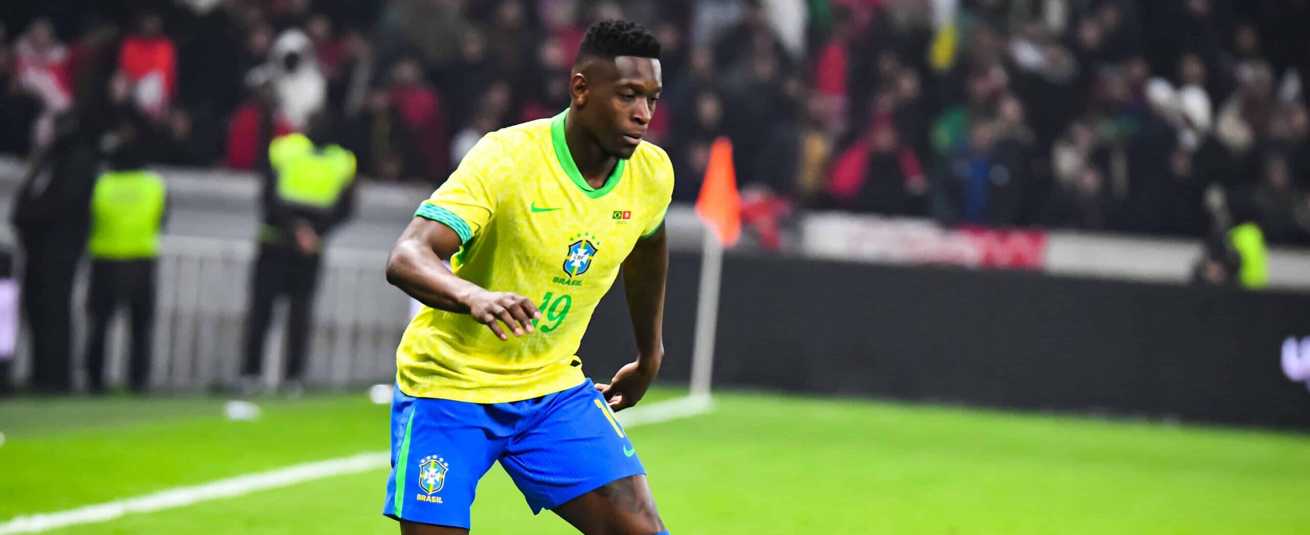 Luiz Henrique in action for Brazil in 2025