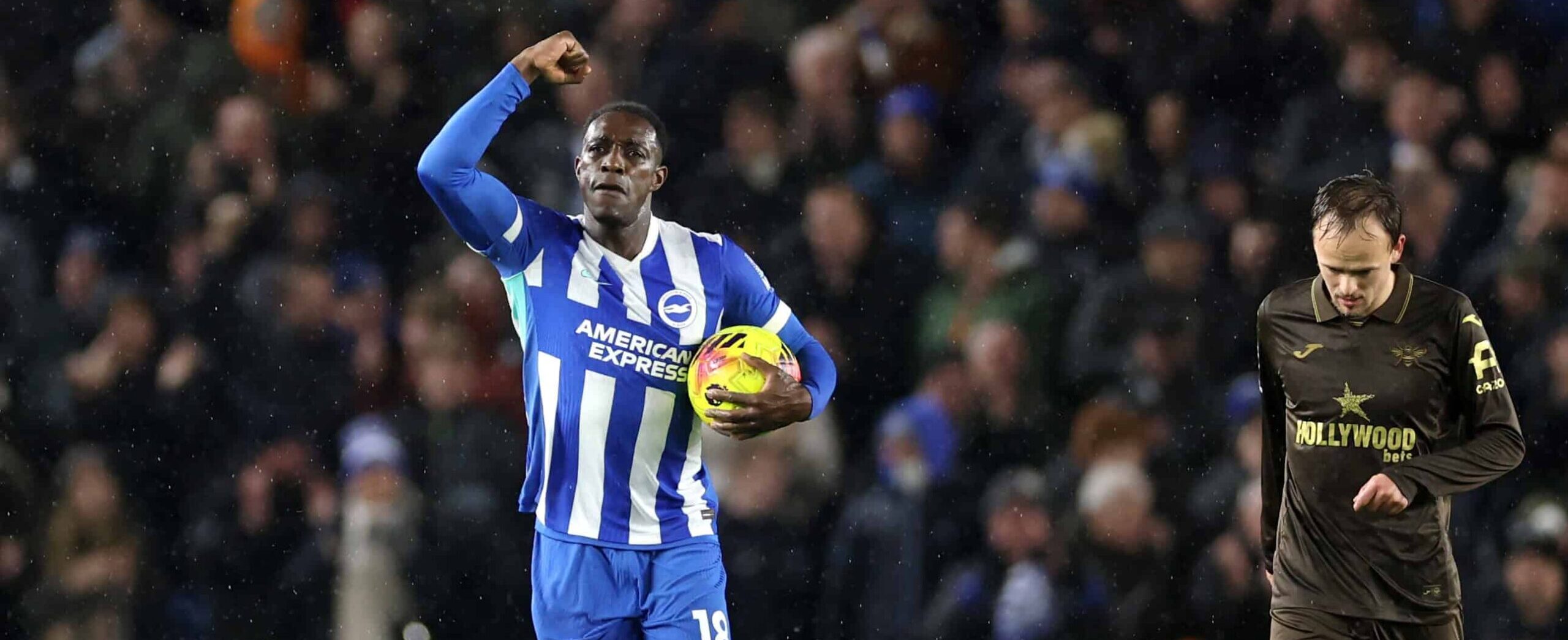 Danny Welbeck in action for Brighton in 2025