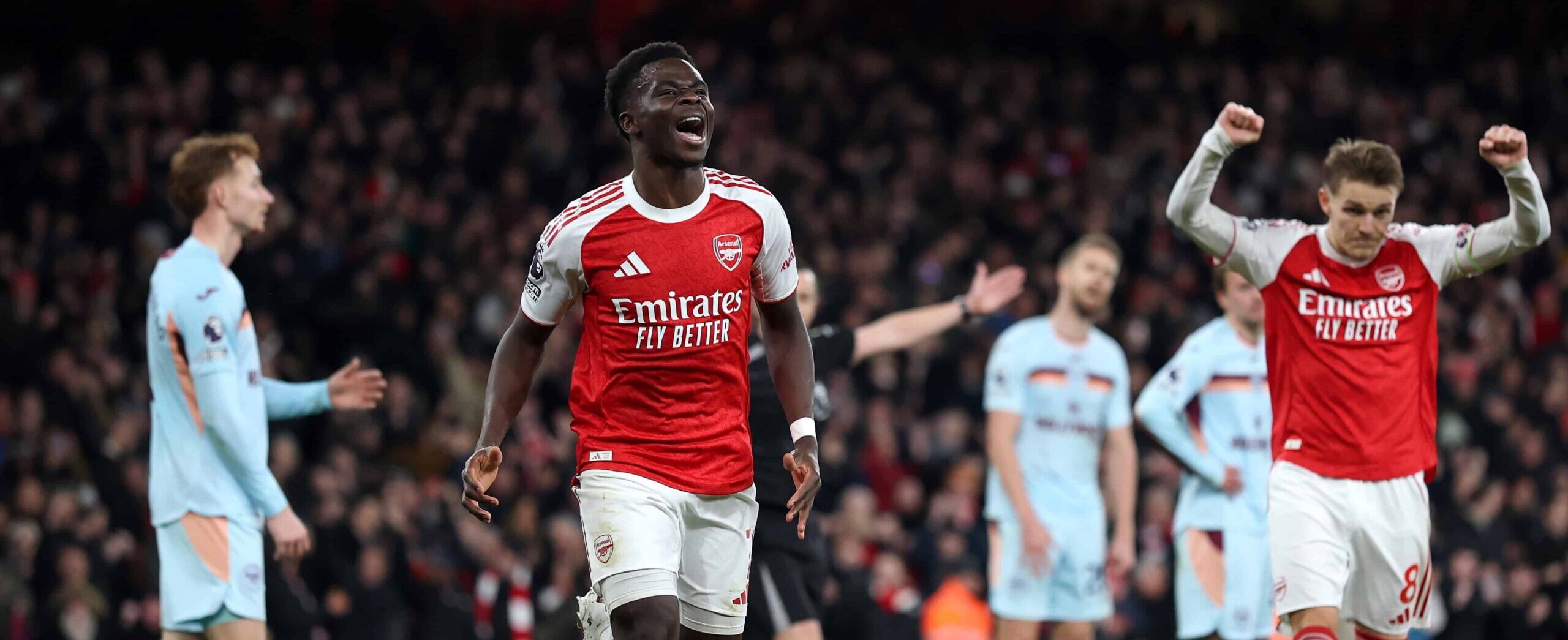 Bukayo Saka in action against Brentford in the Premier League 2025